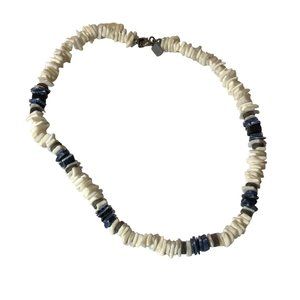 Vintage BKE Beaded Shell Necklace Blue and White Beach Ocean Fashion Jewelry